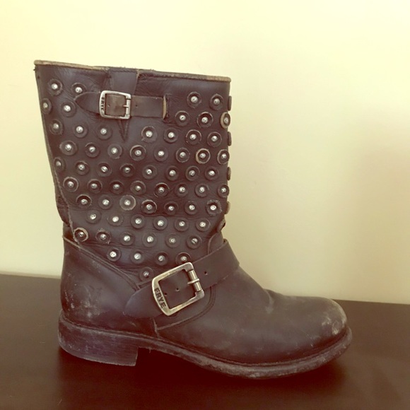 Frye Shoes - Frye Jenna Disc Short Black Stone Antiqued Leather